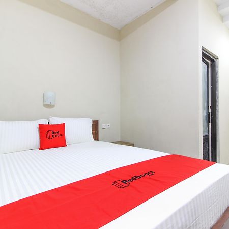 Reddoorz Near Jogja Kembali Monument 3 Hotel Kalasan Exterior photo